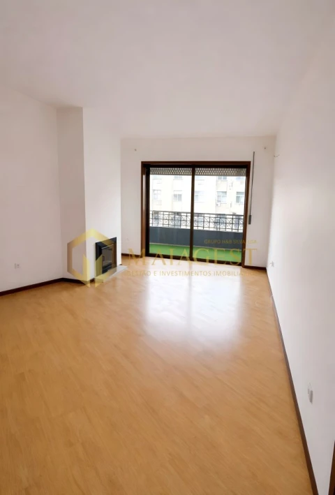 Apartamento T2 para Venda em Valongo