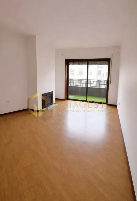 Apartamento T2 para Venda em Valongo