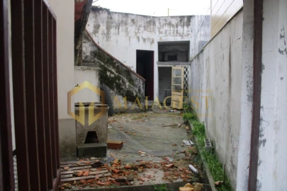Moradia T6 para Venda em Mafamude e Vilar do Paraíso