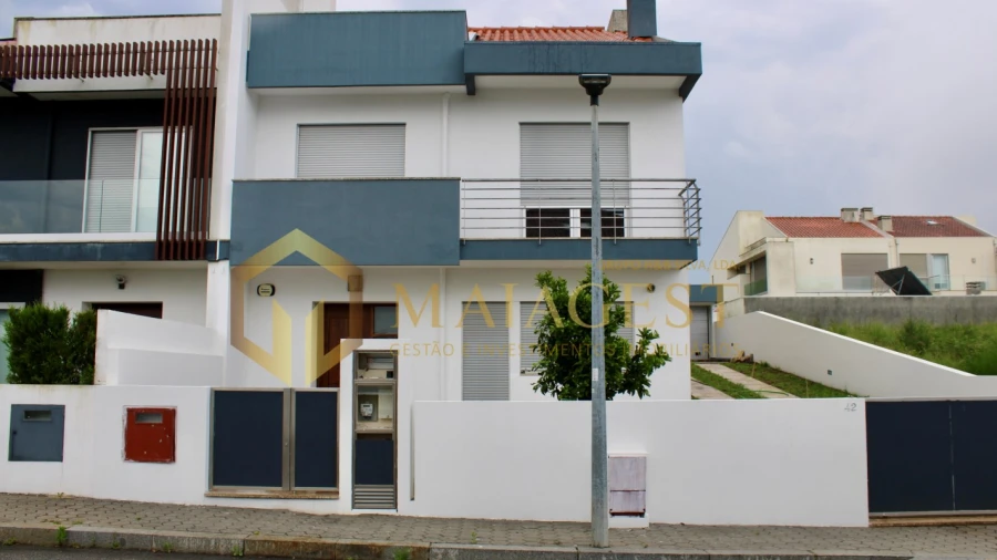 Moradia T3 para Venda em Serzedo e Perosinho