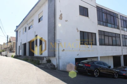 Prédio para Venda em São Mamede de Infesta e Senhora da Hora