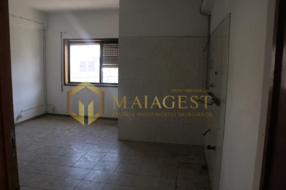 Prédio para Venda em São Mamede de Infesta e Senhora da Hora
