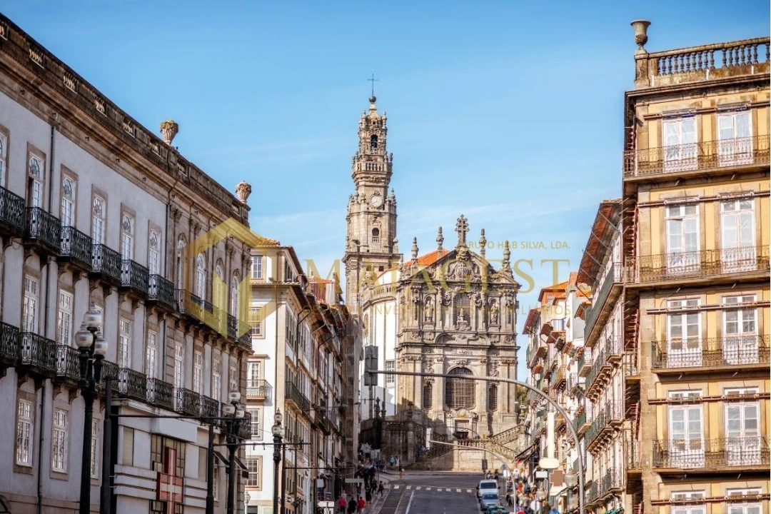 Prédio para Venda em Cedofeita, Santo Ildefonso, Sé, Miragaia, São Nicolau e Vitória Foto 1