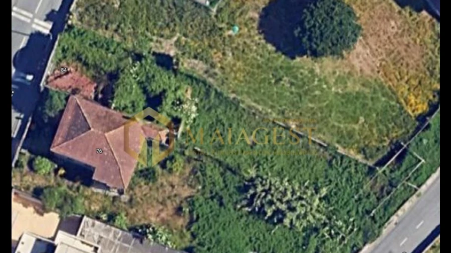 Terreno para Venda em Cidade da Maia