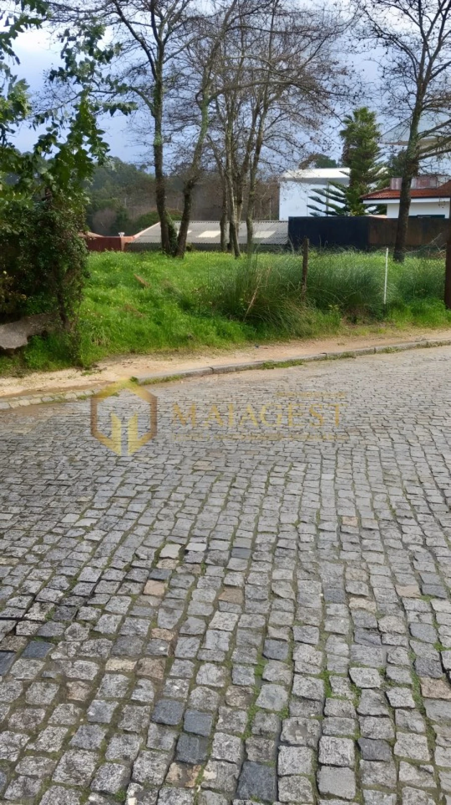 Terreno para Venda em Gulpilhares e Valadares Foto 2