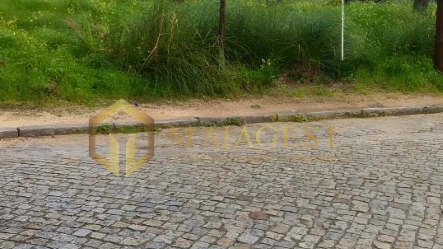 Terreno para Venda em Gulpilhares e Valadares
