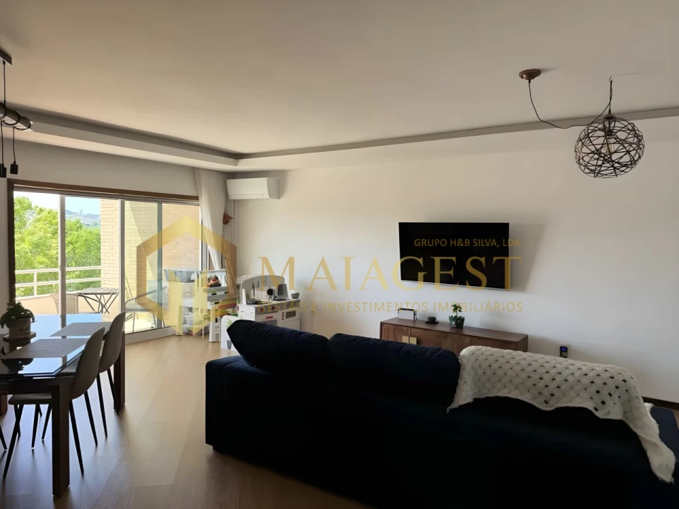 Apartamento T3 para Arrendamento em Gondomar (São Cosme), Valbom e Jovim Foto 1