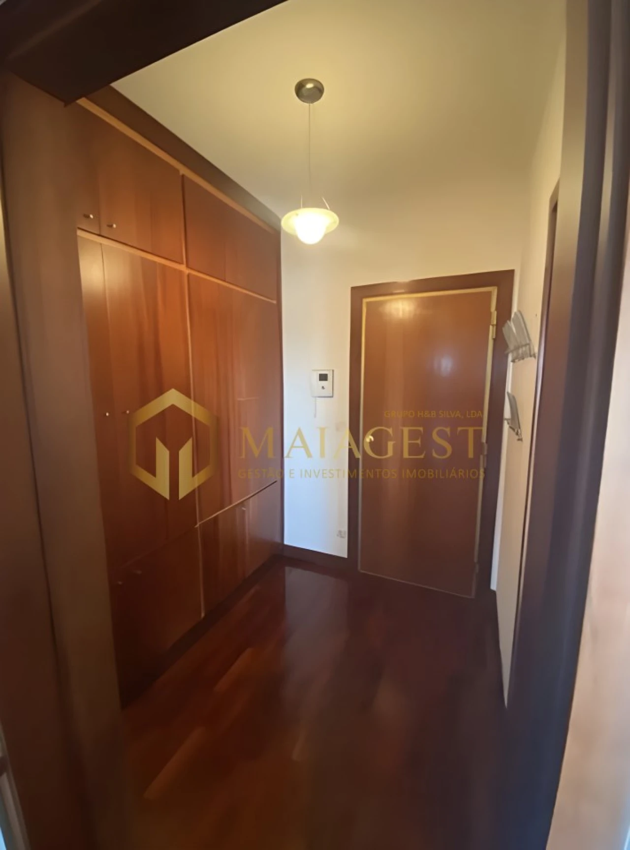 Apartamento T3 para Arrendamento em Cedofeita, Santo Ildefonso, Sé, Miragaia, São Nicolau e Vitória Foto 2