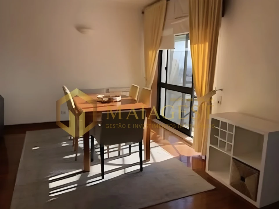 Apartamento T3 para Arrendamento em Cedofeita, Santo Ildefonso, Sé, Miragaia, São Nicolau e Vitória Foto 4