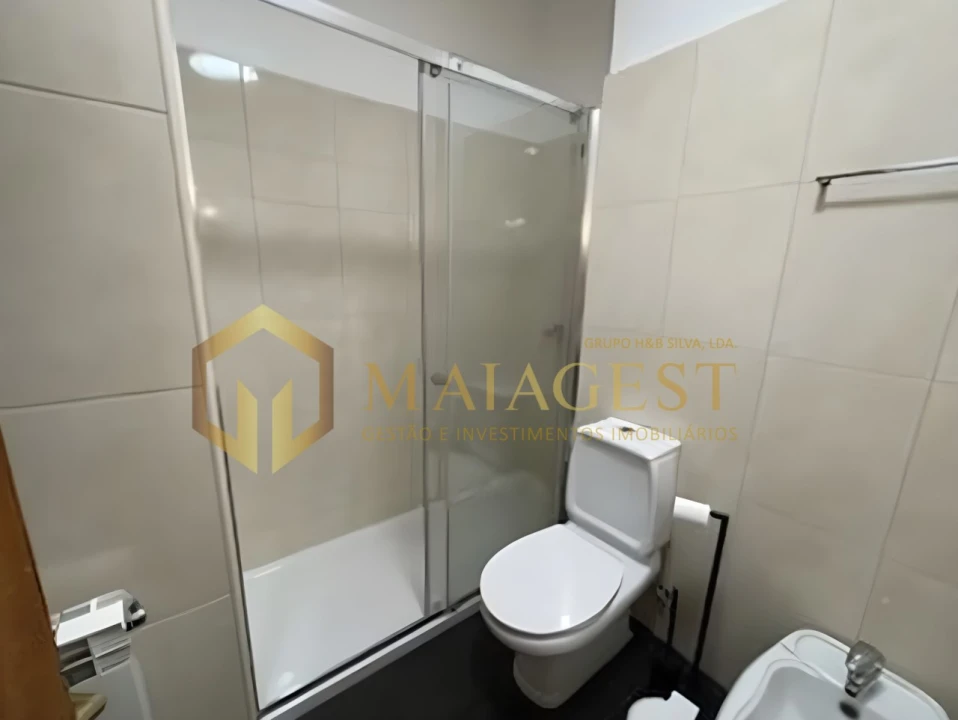 Apartamento T3 para Arrendamento em Cedofeita, Santo Ildefonso, Sé, Miragaia, São Nicolau e Vitória Foto 17