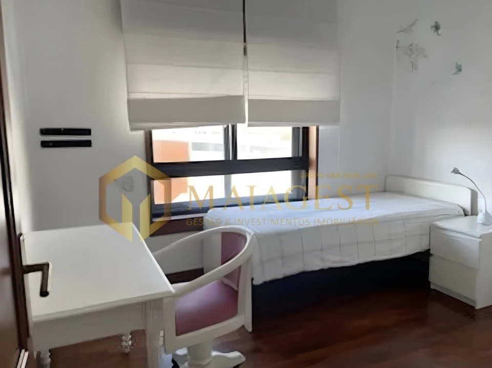 Apartamento T3 para Arrendamento em Cedofeita, Santo Ildefonso, Sé, Miragaia, São Nicolau e Vitória Foto 18