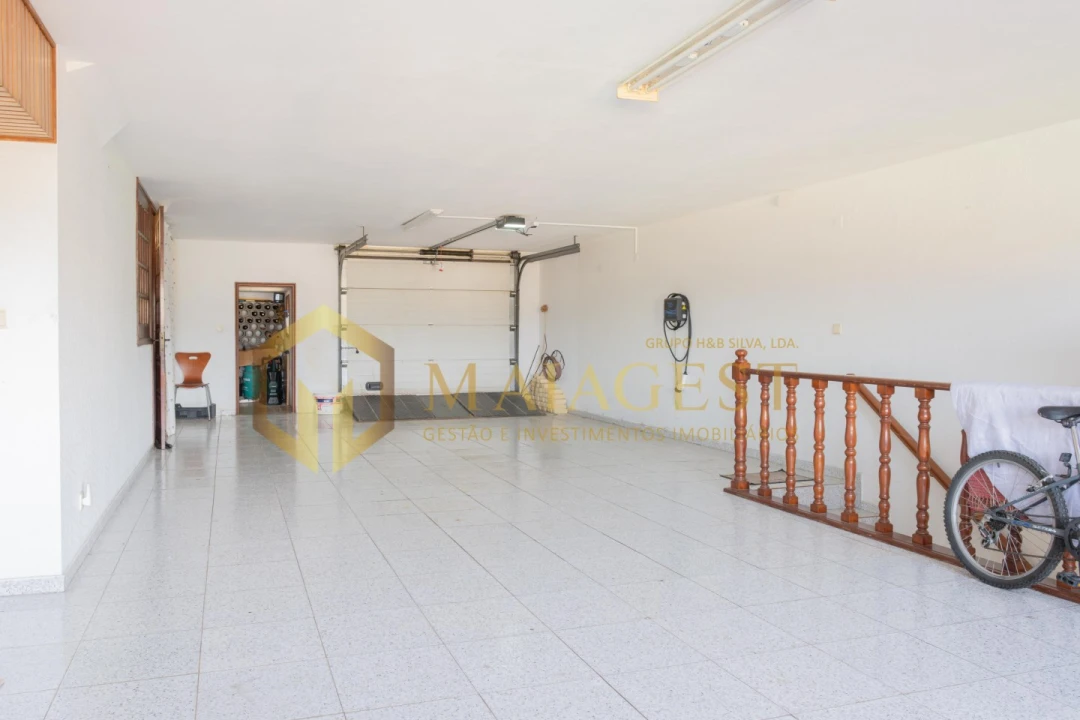 Moradia T3 para Venda em Campo e Sobrado Foto 28