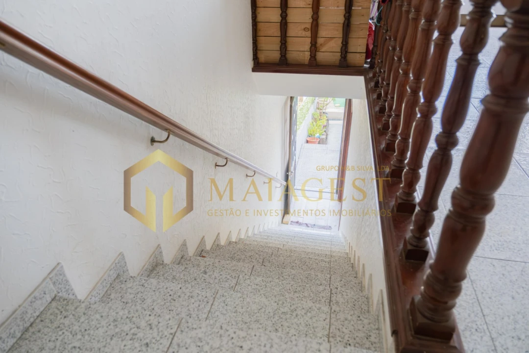 Moradia T3 para Venda em Campo e Sobrado Foto 31
