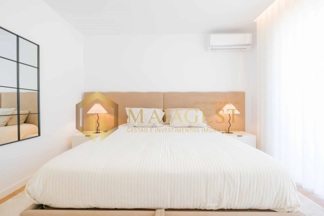 Apartamento T2 para Venda em Fânzeres e São Pedro da Cova Foto 5