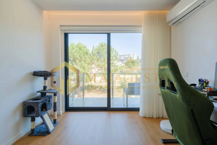 Apartamento T2 para Venda em Fânzeres e São Pedro da Cova Foto 56