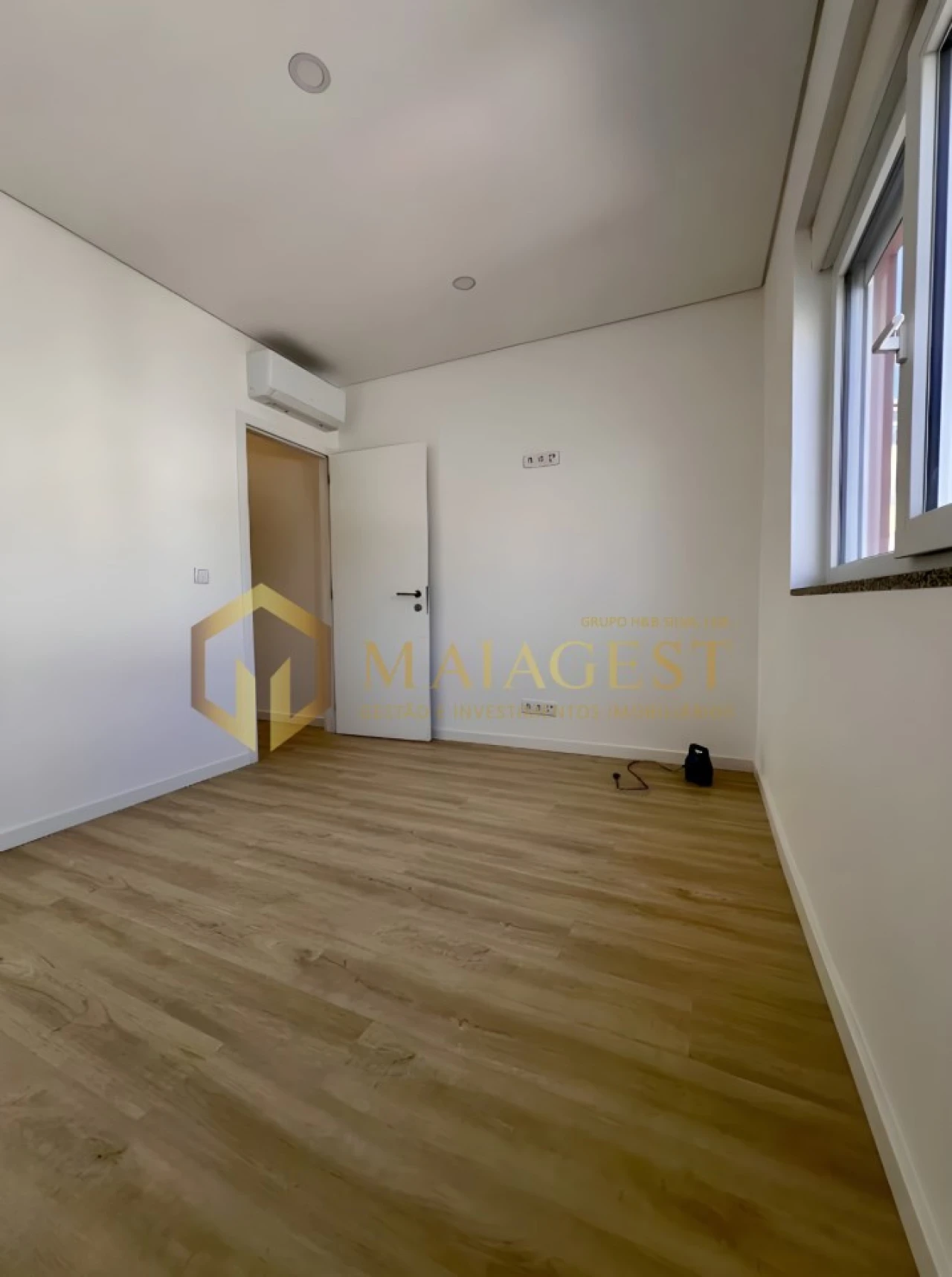 Apartamento T2 para Arrendamento em Campanhã Foto 33