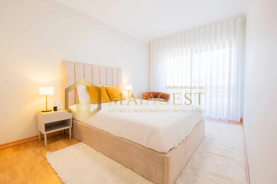 Apartamento T2 para Venda em Fânzeres e São Pedro da Cova Foto 3