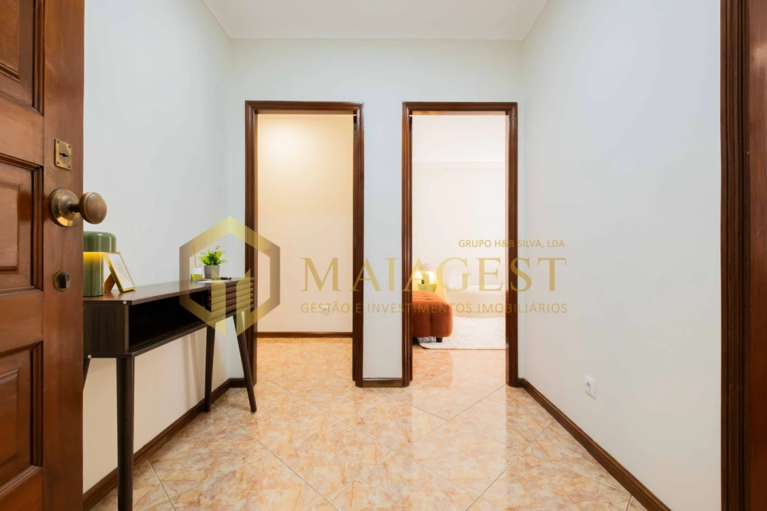 Apartamento T2 para Venda em Fânzeres e São Pedro da Cova Foto 9