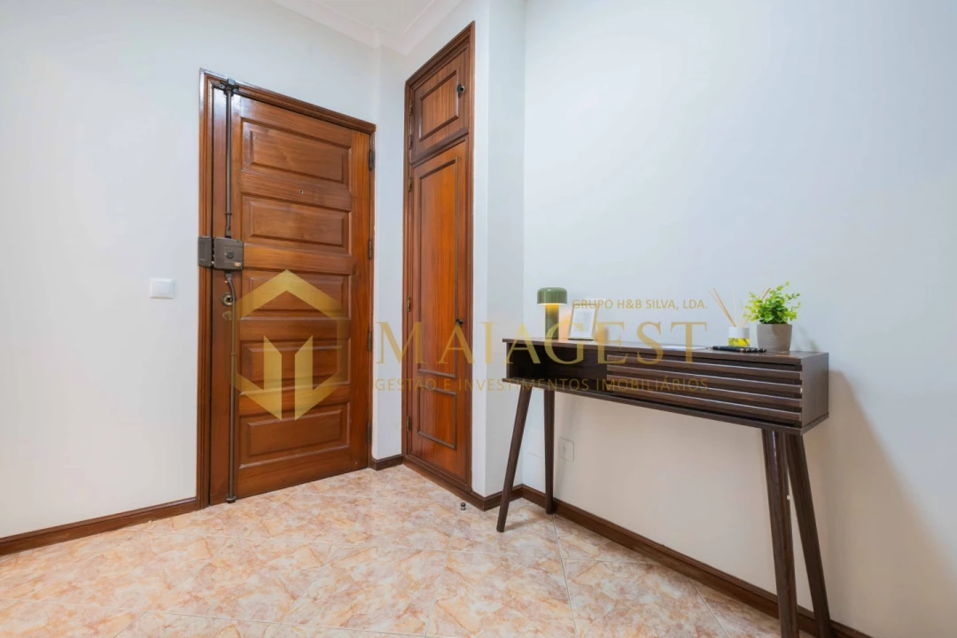 Apartamento T2 para Venda em Fânzeres e São Pedro da Cova Foto 10