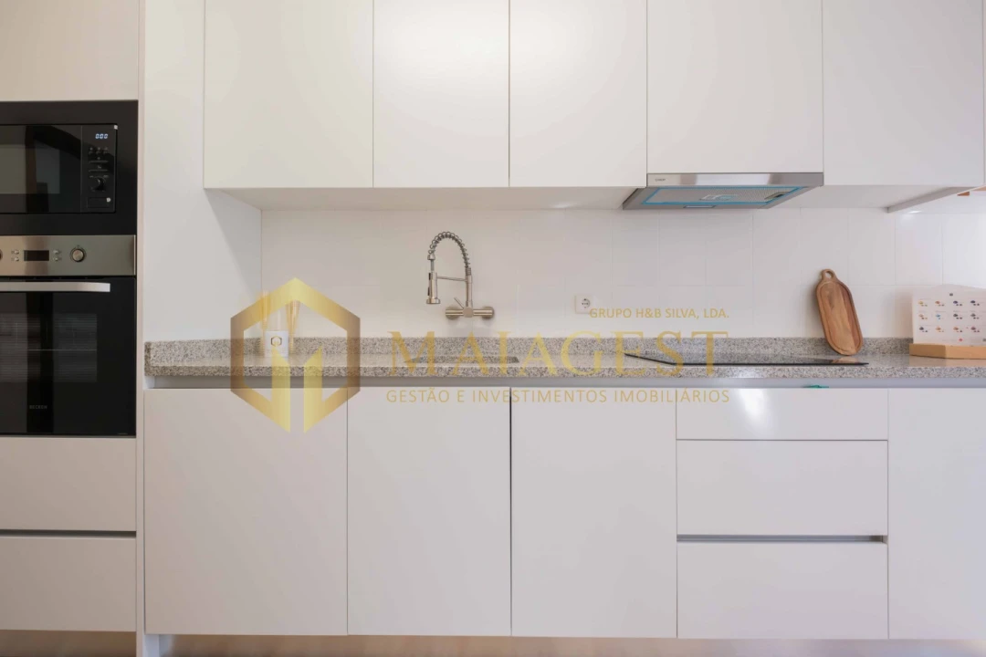 Apartamento T2 para Venda em Fânzeres e São Pedro da Cova Foto 11