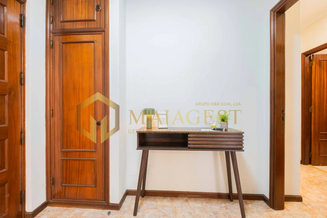 Apartamento T2 para Venda em Fânzeres e São Pedro da Cova Foto 18