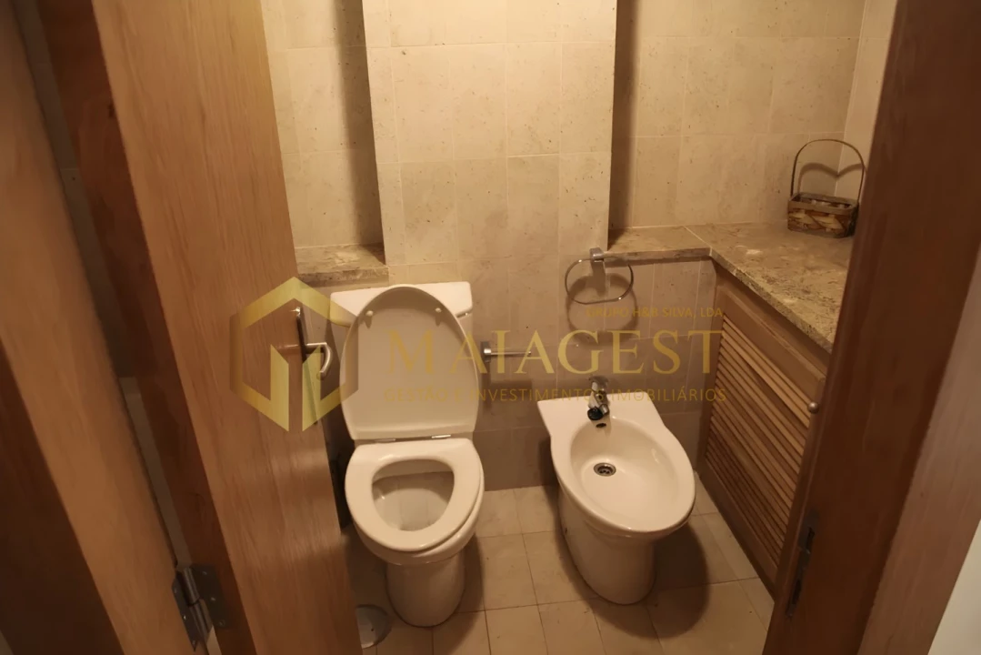 Apartamento T1 para Arrendamento em Lordelo do Ouro e Massarelos Foto 7