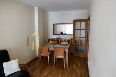 Apartamento T1 para Arrendamento em Lordelo do Ouro e Massarelos