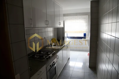 Apartamento T1 para Arrendamento em Lordelo do Ouro e Massarelos