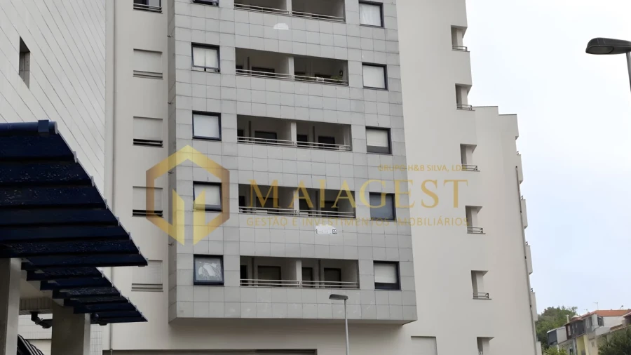 Apartamento T1 para Arrendamento em Lordelo do Ouro e Massarelos