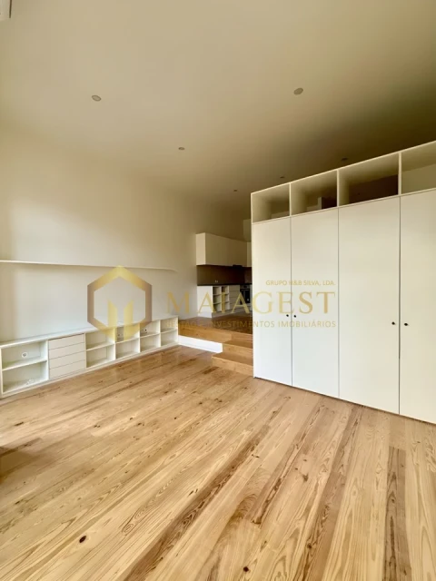 Apartamento para Venda em Cedofeita, Santo Ildefonso, Sé, Miragaia, São Nicolau e Vitória