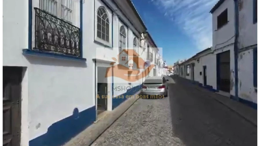 Moradia T10 para Venda em Messejana