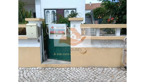 Apartamento T2 para Venda em Aljustrel e Rio de Moinhos