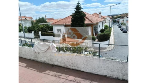 Apartamento T2 para Venda em Aljustrel e Rio de Moinhos