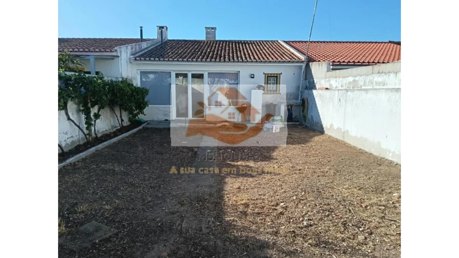 Moradia T2 para Venda em São João de Negrilhos Foto 3
