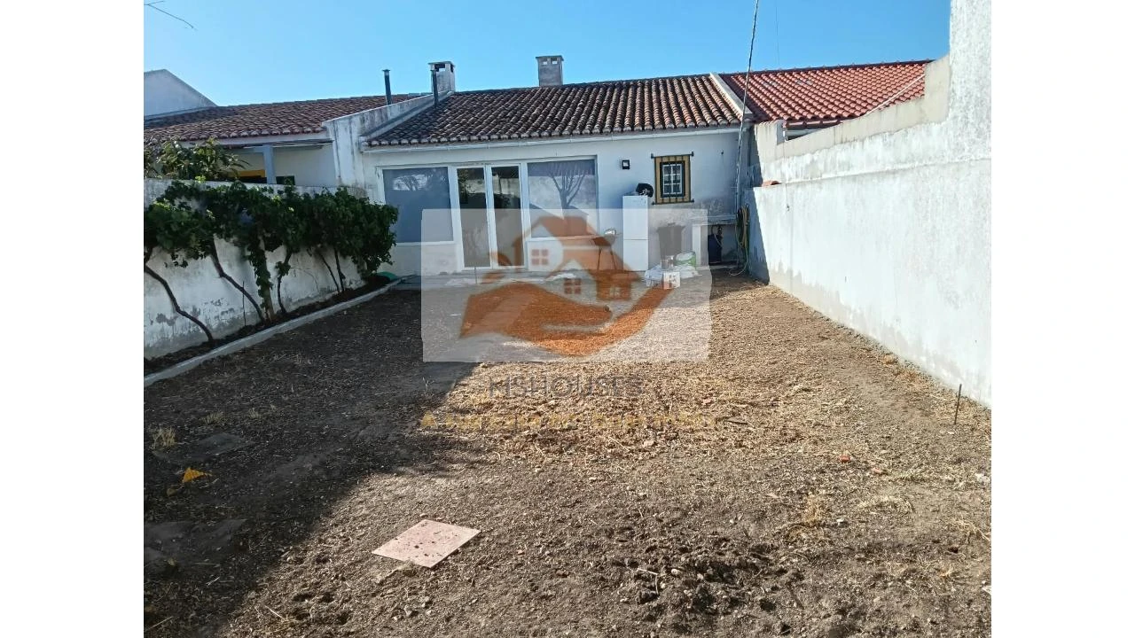 Moradia T2 para Venda em São João de Negrilhos Foto 6