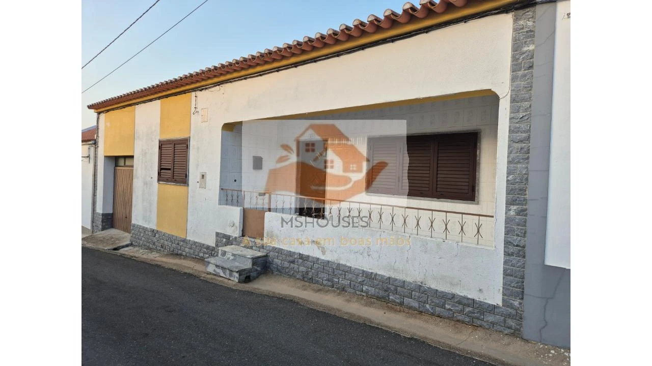 Moradia T3 para Venda em Aljustrel e Rio de Moinhos Foto 1