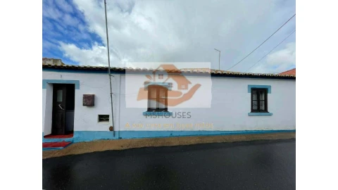 Moradia T2 para Venda em Messejana