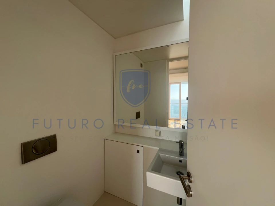 Moradia T4 para Venda em São Martinho Foto 35