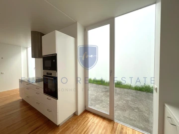 Moradia T4 para Venda em São Martinho