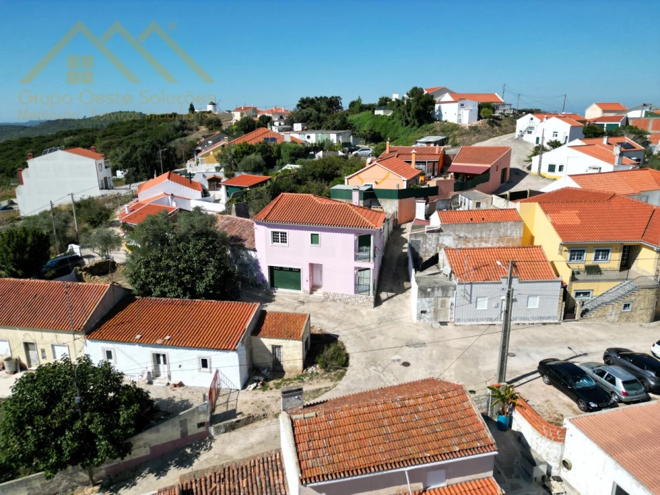 Moradia T3 para Venda em Santa Maria, São Pedro e Matacães Foto 6