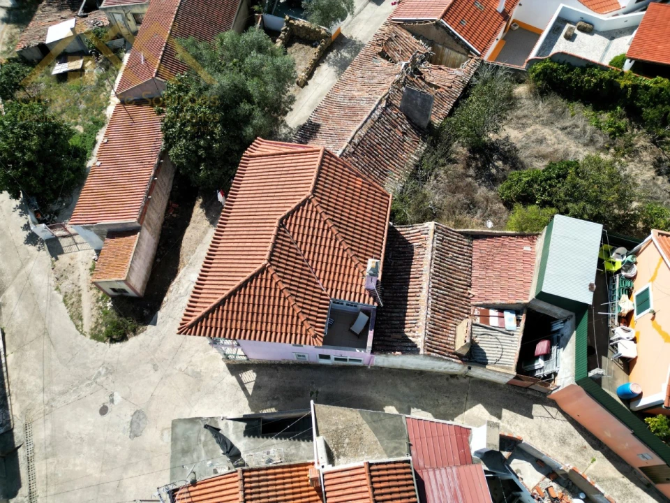 Moradia T3 para Venda em Santa Maria, São Pedro e Matacães Foto 34