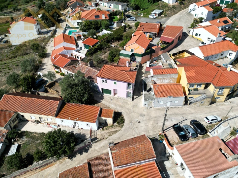 Moradia T3 para Venda em Santa Maria, São Pedro e Matacães Foto 35