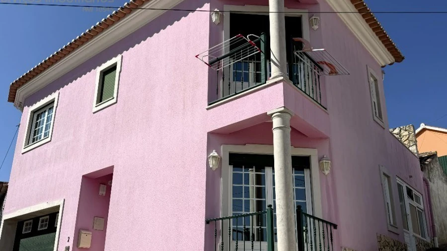 Moradia T3 para Venda em Santa Maria, São Pedro e Matacães