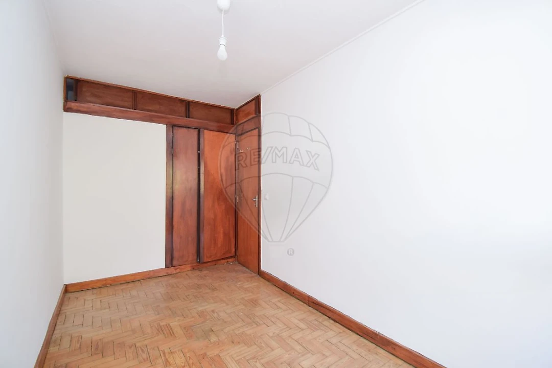 Apartamento T2 para Arrendamento em Olivais Foto 20