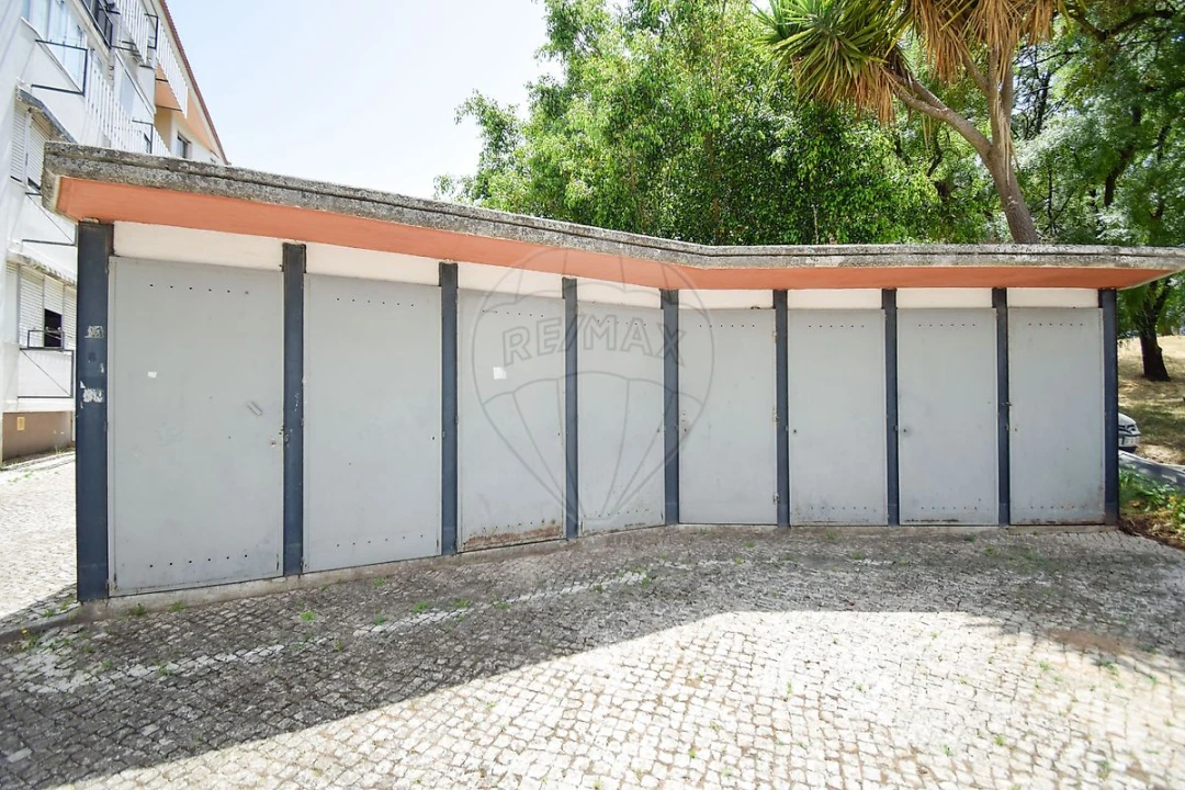 Apartamento T2 para Arrendamento em Olivais Foto 3