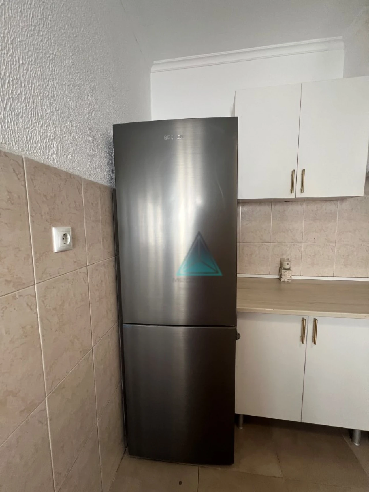 Moradia T1 para Arrendamento em Laranjeiro e Feijó Foto 8