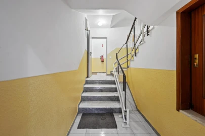 Apartamento T3 para Venda em Olhão