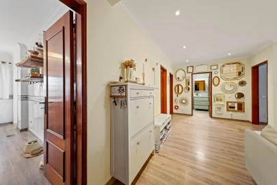 Apartamento T3 para Venda em Olhão