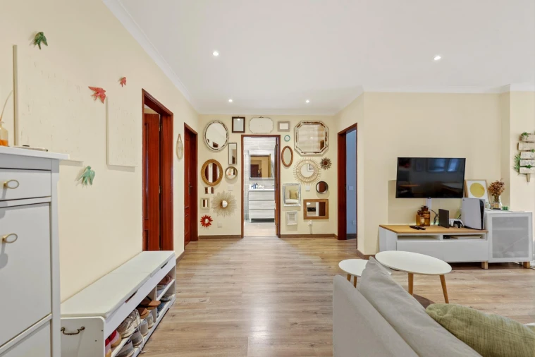 Apartamento T3 para Venda em Olhão Foto 3
