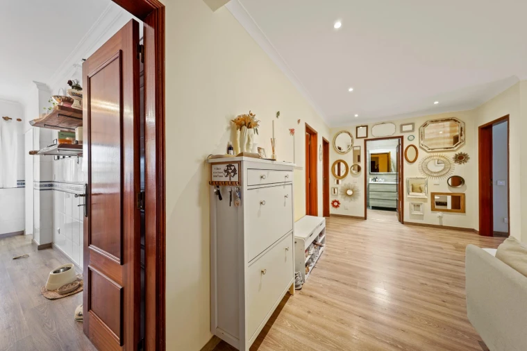 Apartamento T3 para Venda em Olhão Foto 4